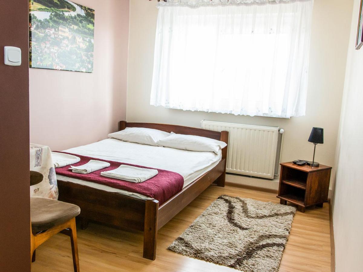 Zamkowa Noclegi Restauracja Drohiczyn Exteriör bild